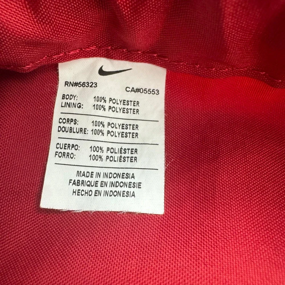 Nike Drawstring Backpack Unisex OS Red Black Swoosh Zippered Pocket Sporty Gym